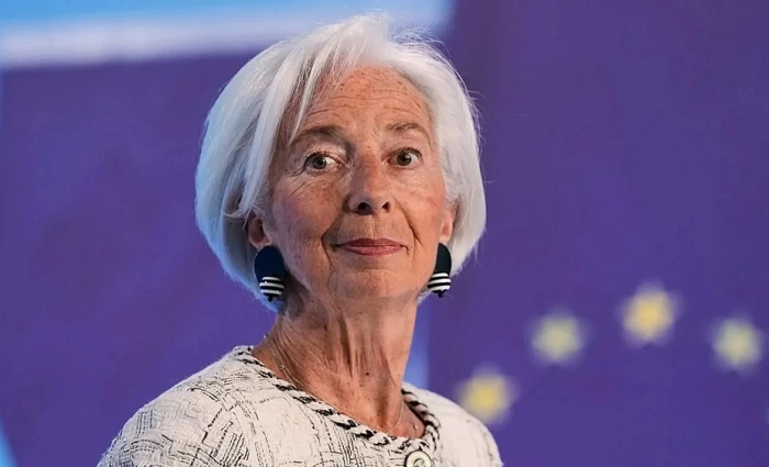 Η επιτροπή προσωπικού ΕΚΤ καλεί τη Λαγκάρντ να ξεκαθαρίσει πότε σκοπεύει να αποχωρήσει